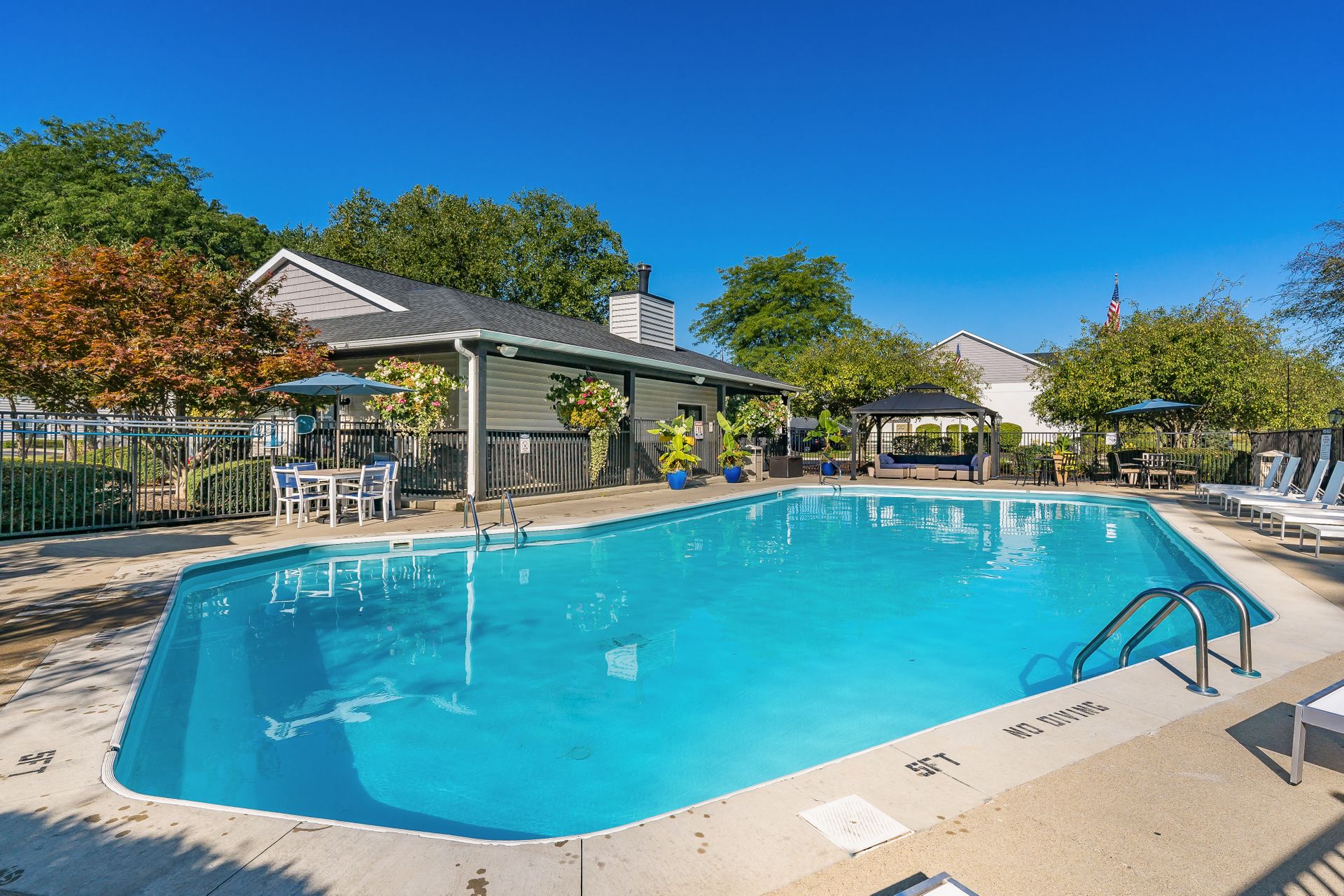 Lake Club Image 30